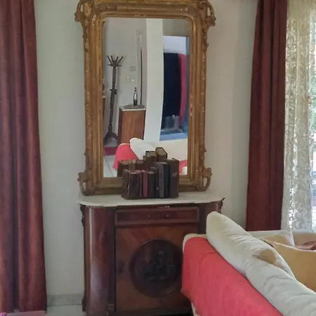 The Pirate's Mansion 公寓 *