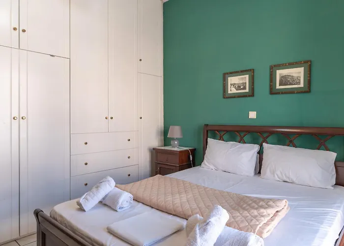 Апартаменты The Pirate's Mansion Нафплион