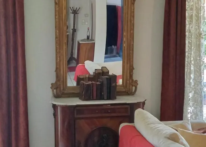 The Pirate's Mansion Апартаменты *