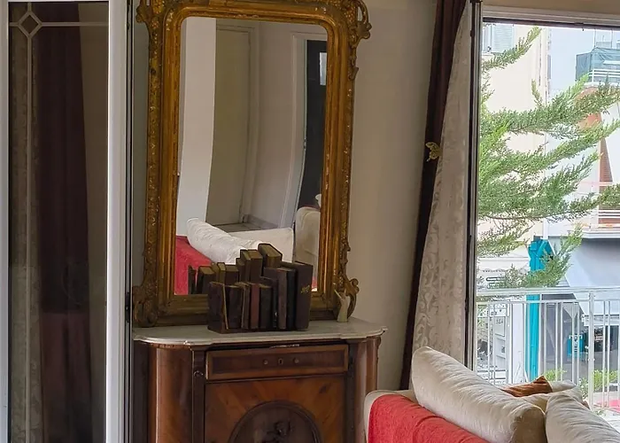 The Pirate's Mansion * Ναύπλιο