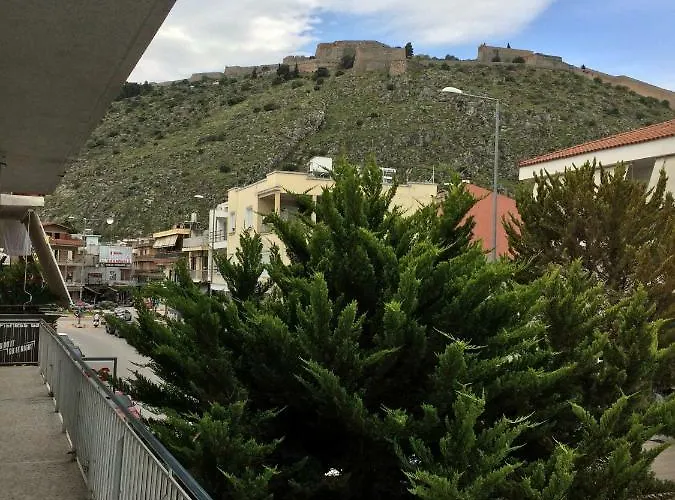 The Pirate's Mansion Апартаменты *